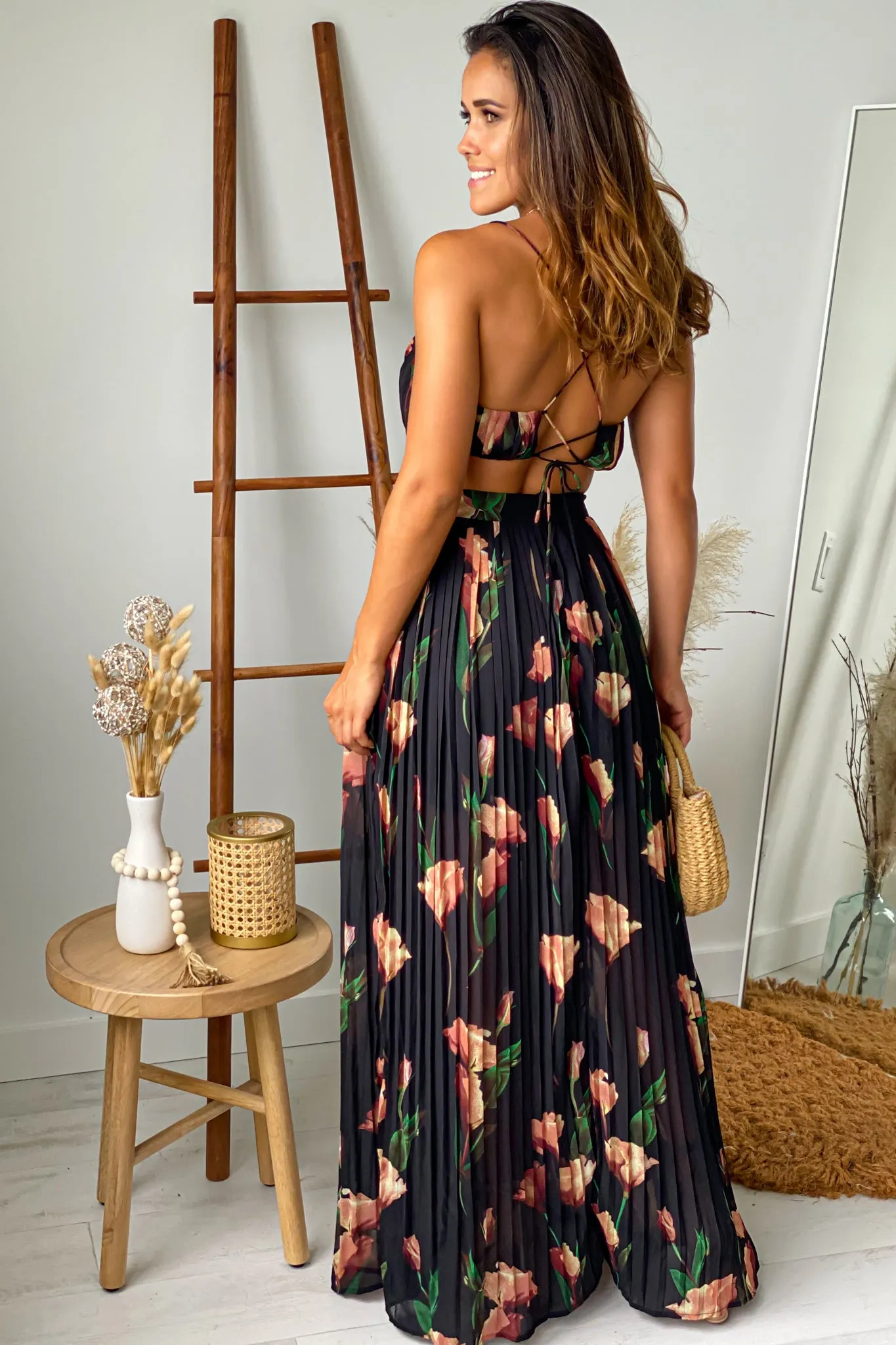 Black Floral Pleated Maxi Dress