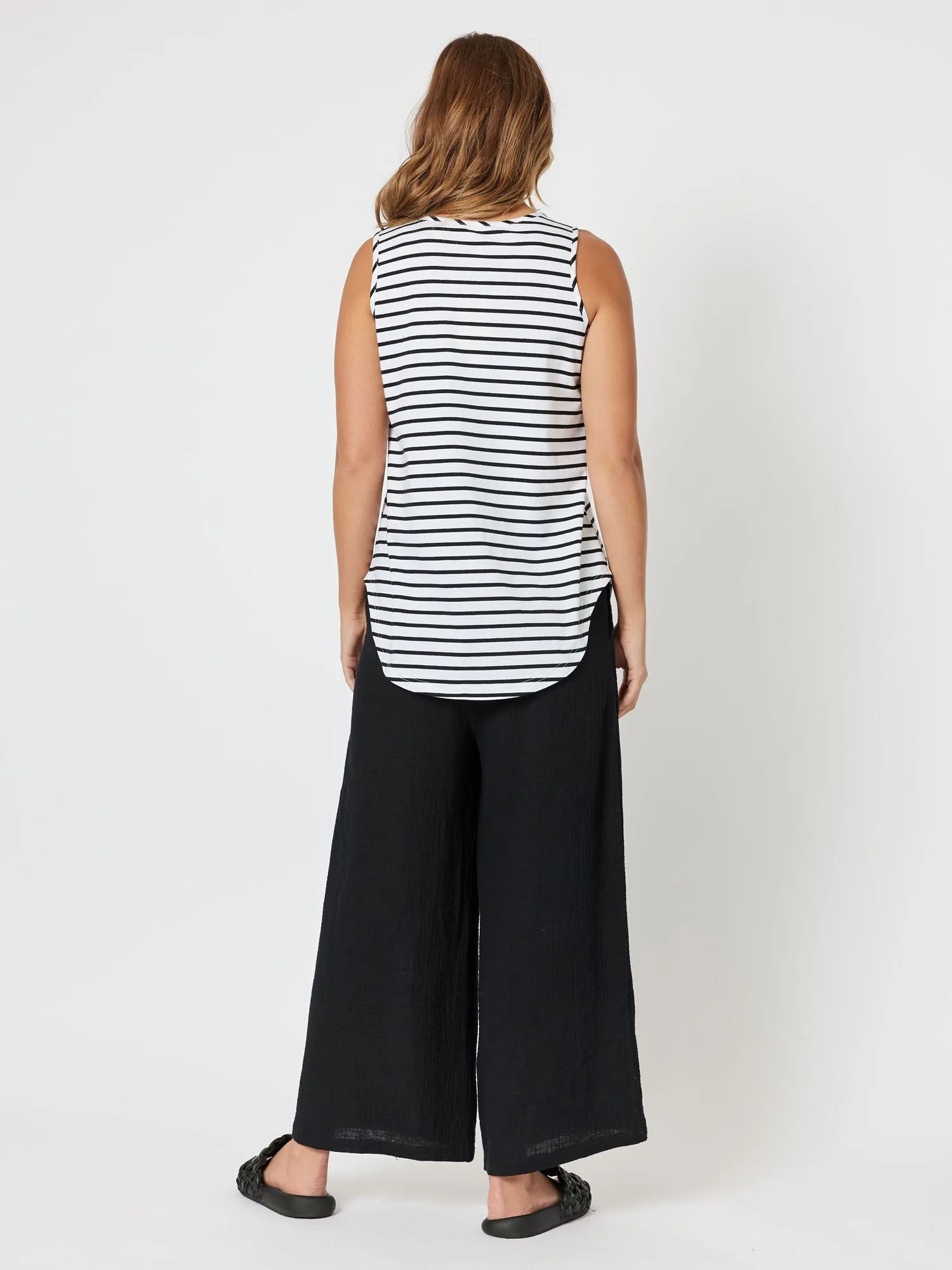 Byron Textured Wide Leg Pant - Black