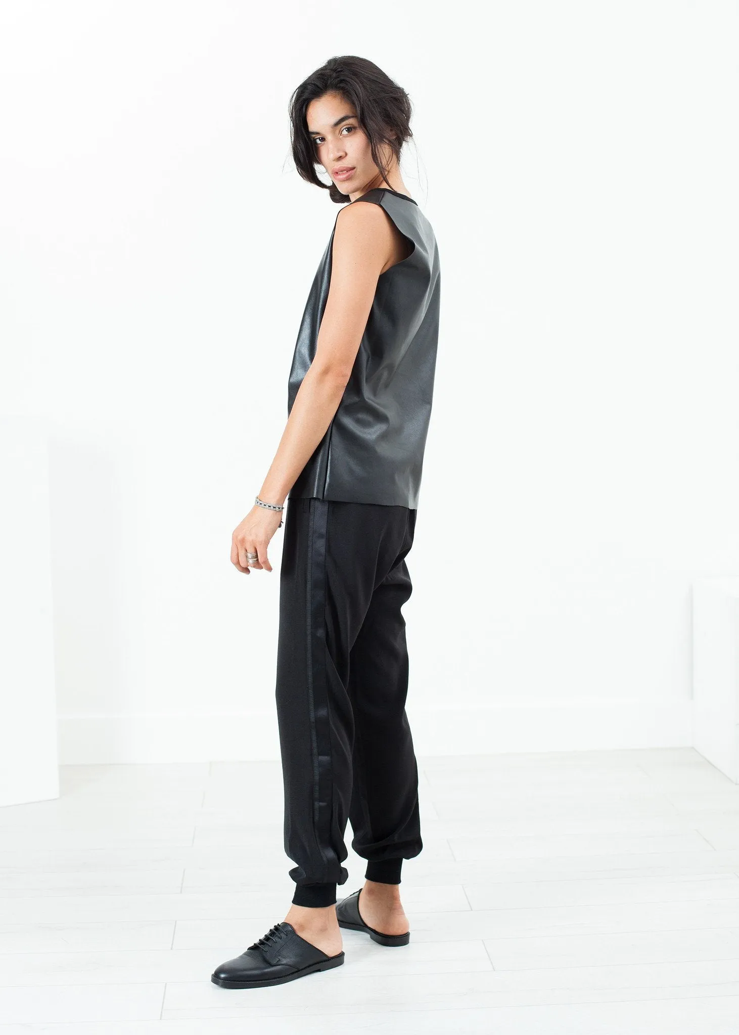 Camiliah Trouser in Black