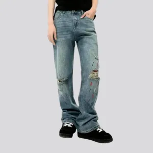 Distressed boot-flare men's jeans