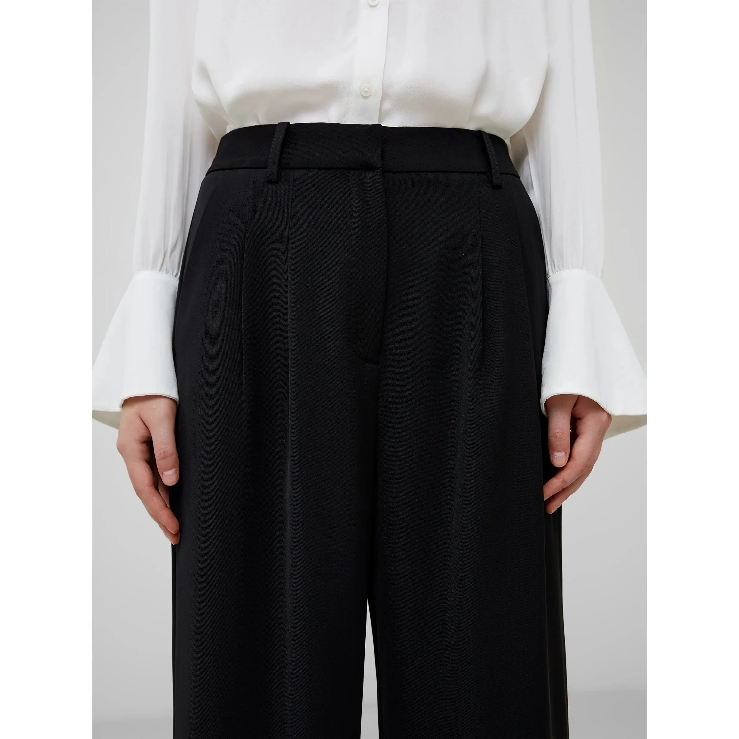 French Connection Harrie Tailored Trouser in Black 74RZA