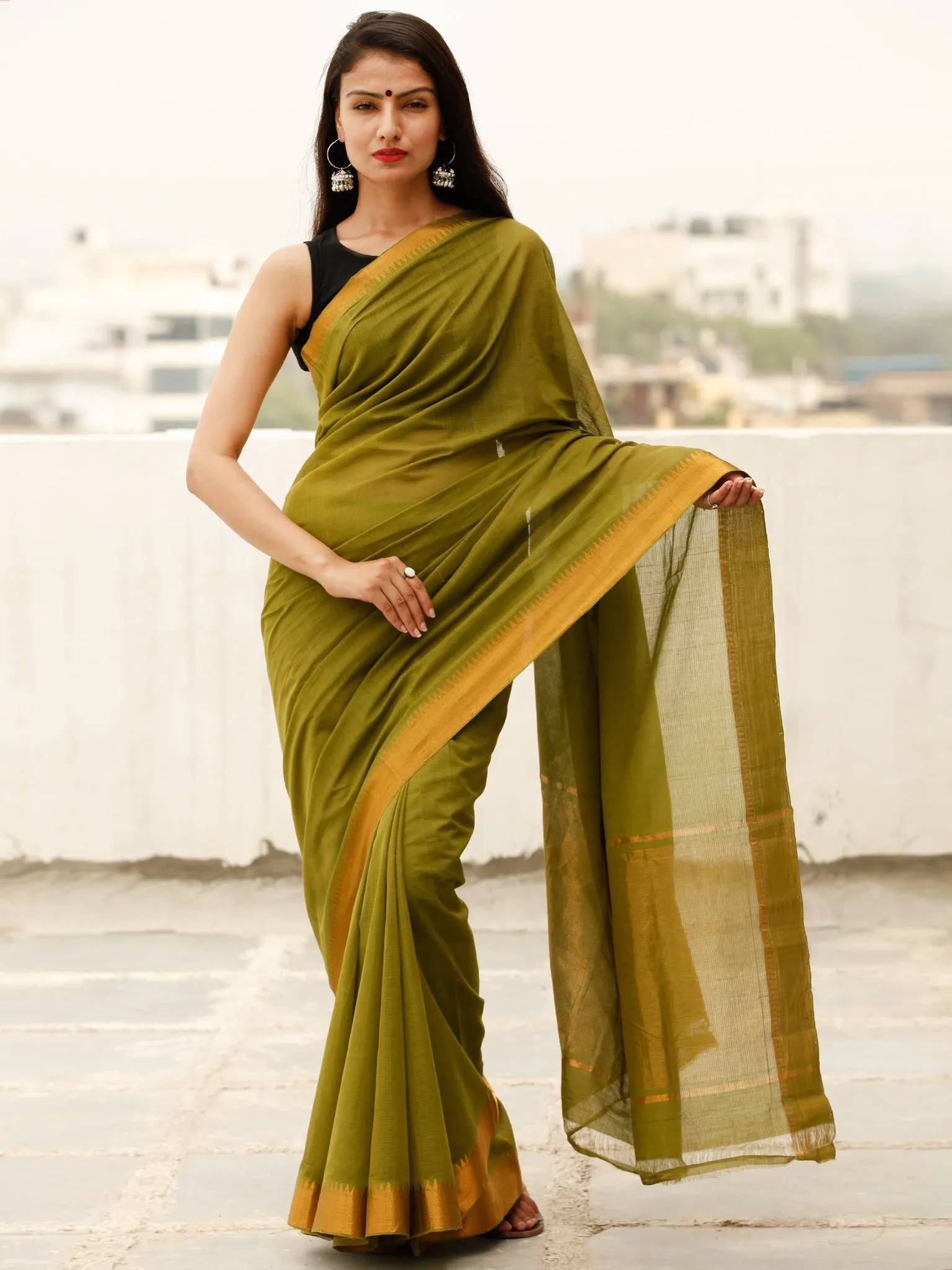 Green Handloom Mangalagiri Cotton Saree With Zari Border - S031703863