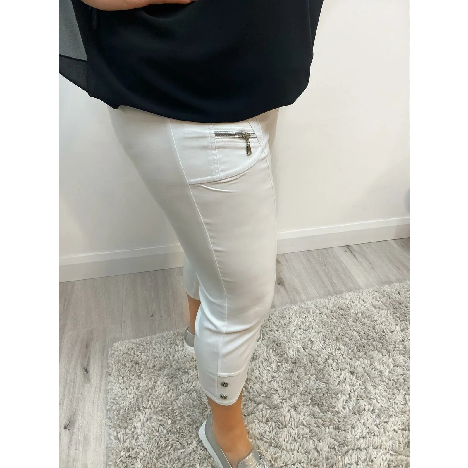 Lucie Crop Trousers in White