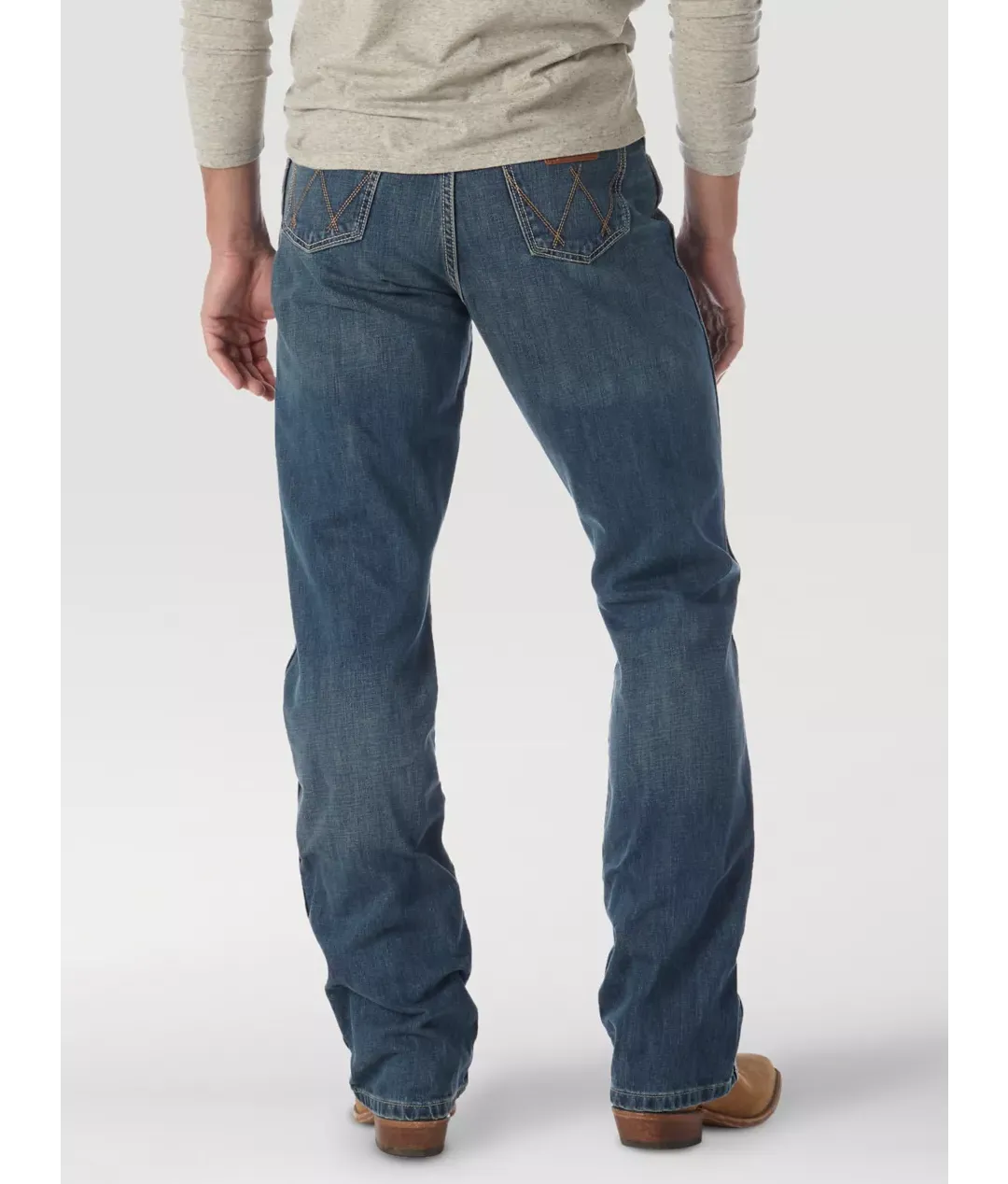 MEN'S WRANGLER RETRO RELAXED FIT BOOTCUT JEAN IN ROCKY TOP