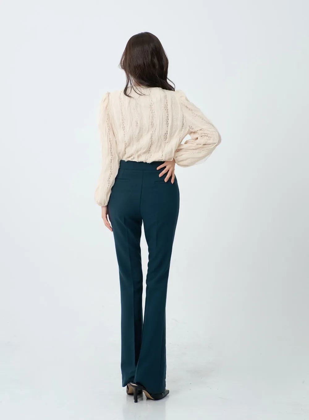 Slim Bootcut Tailored Pants IO18