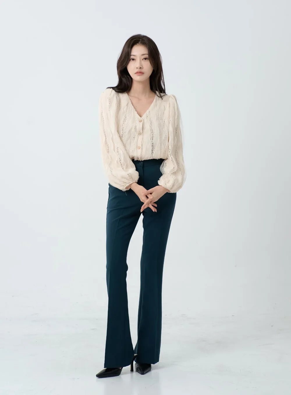 Slim Bootcut Tailored Pants IO18