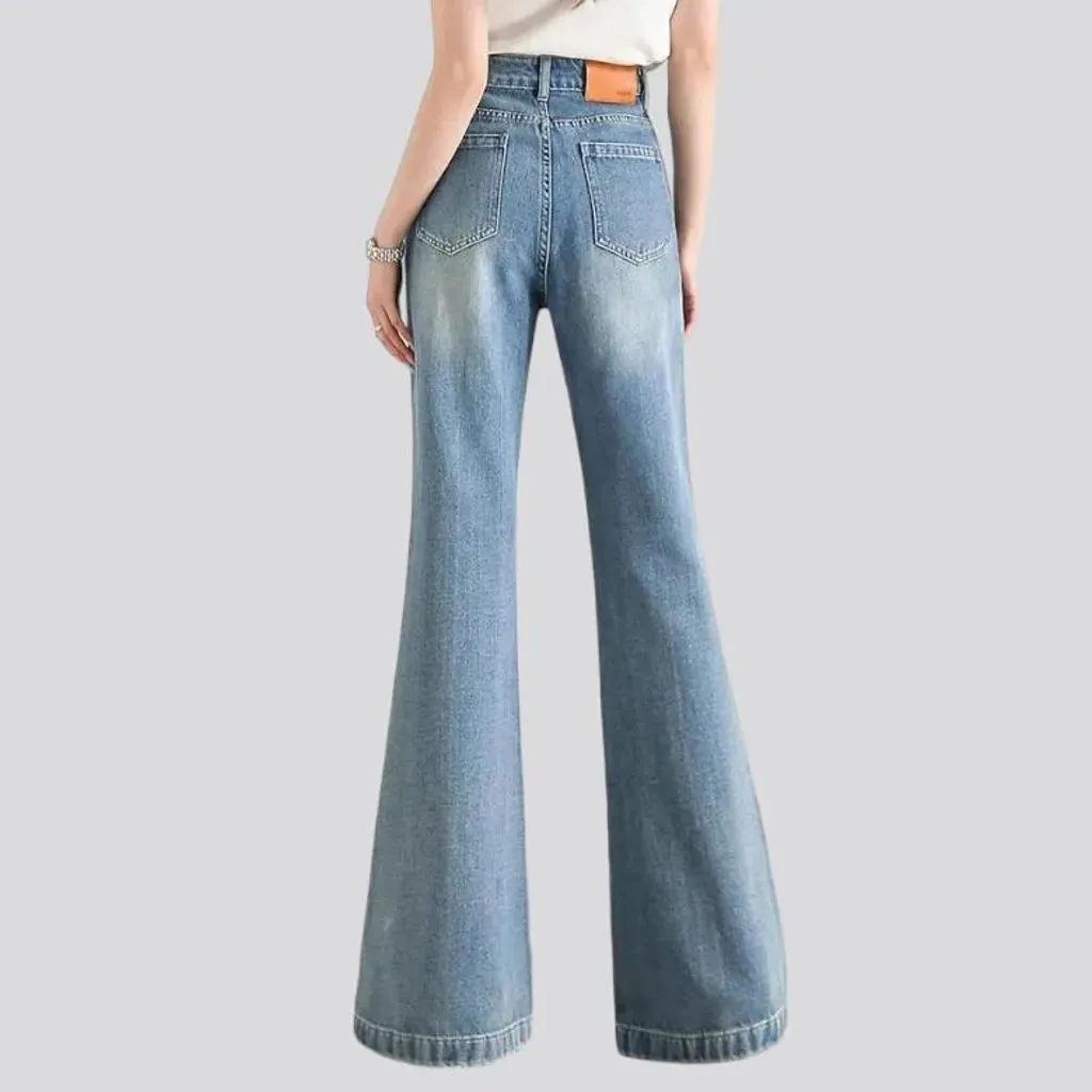 Stonewashed high-waist jeans for ladies