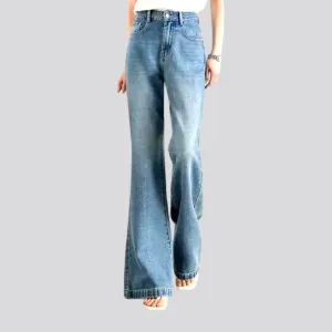 Stonewashed high-waist jeans for ladies