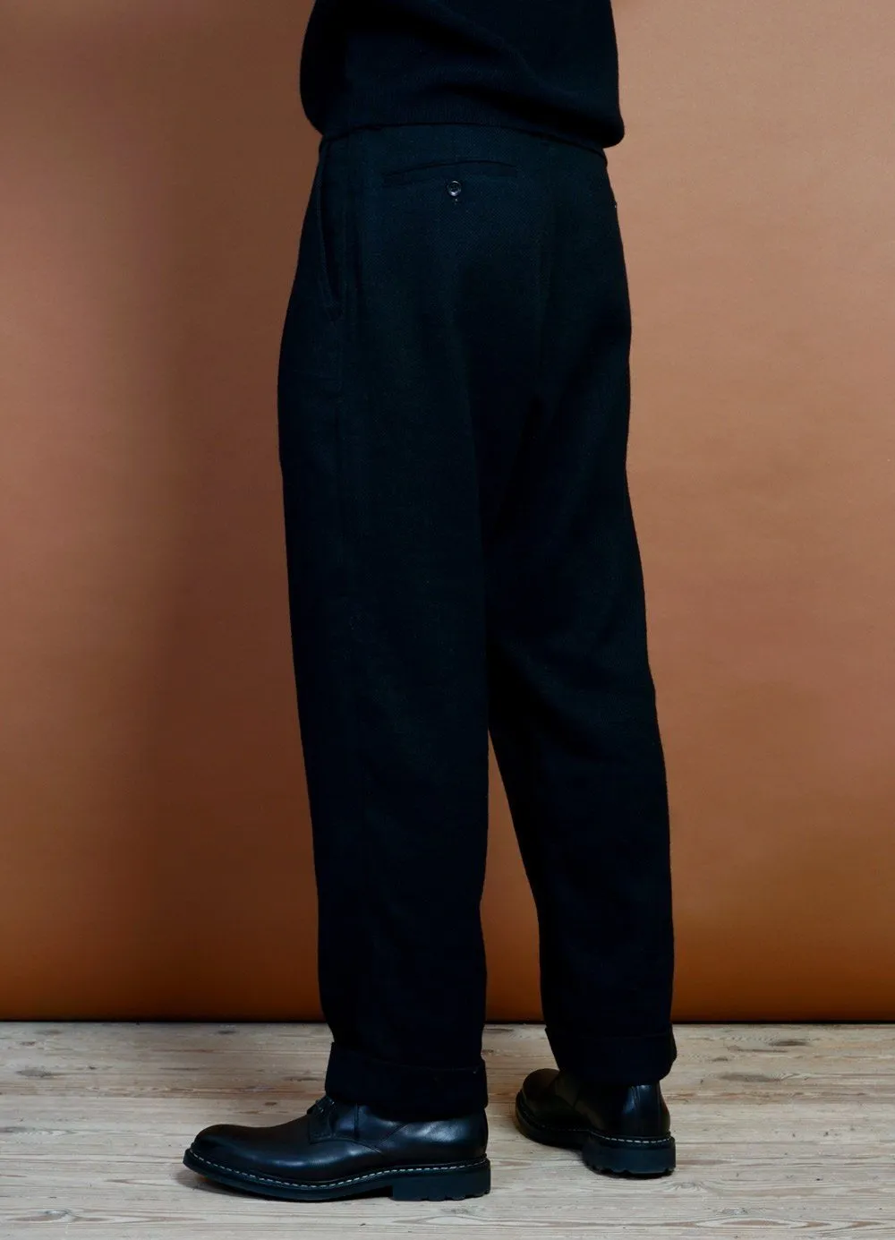 SYLVESTER | Double Pleated Trousers | Black