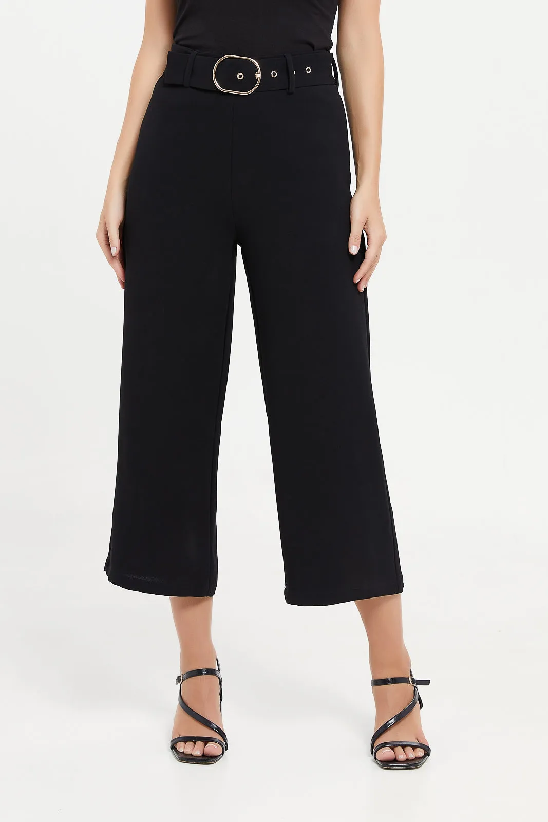 Women Black Cropped Wide Leg Trouser With Belt