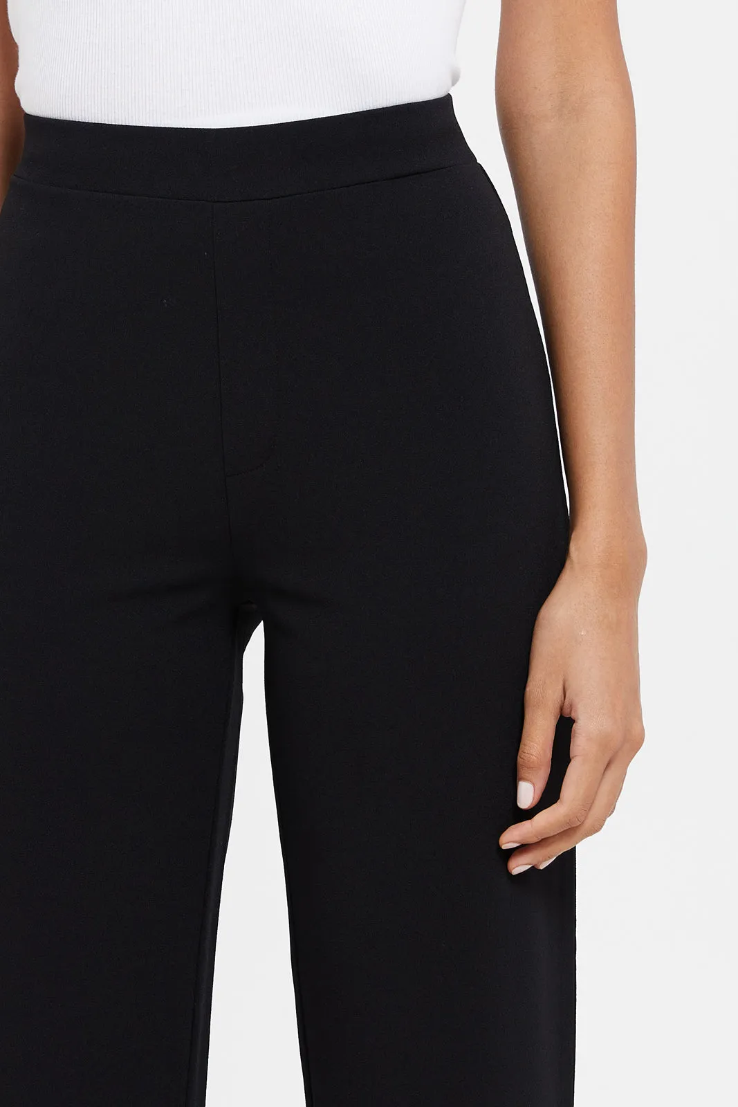 Women Black Plain Elasticated Trouser