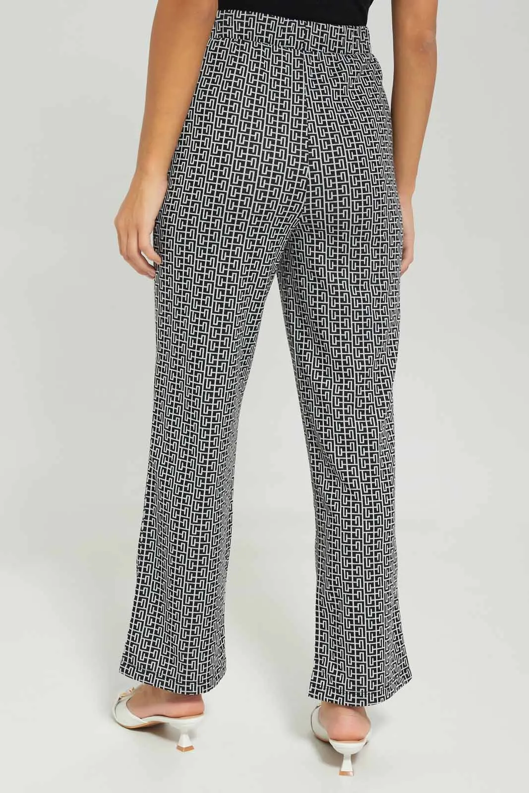 Women Black Printed Trouser